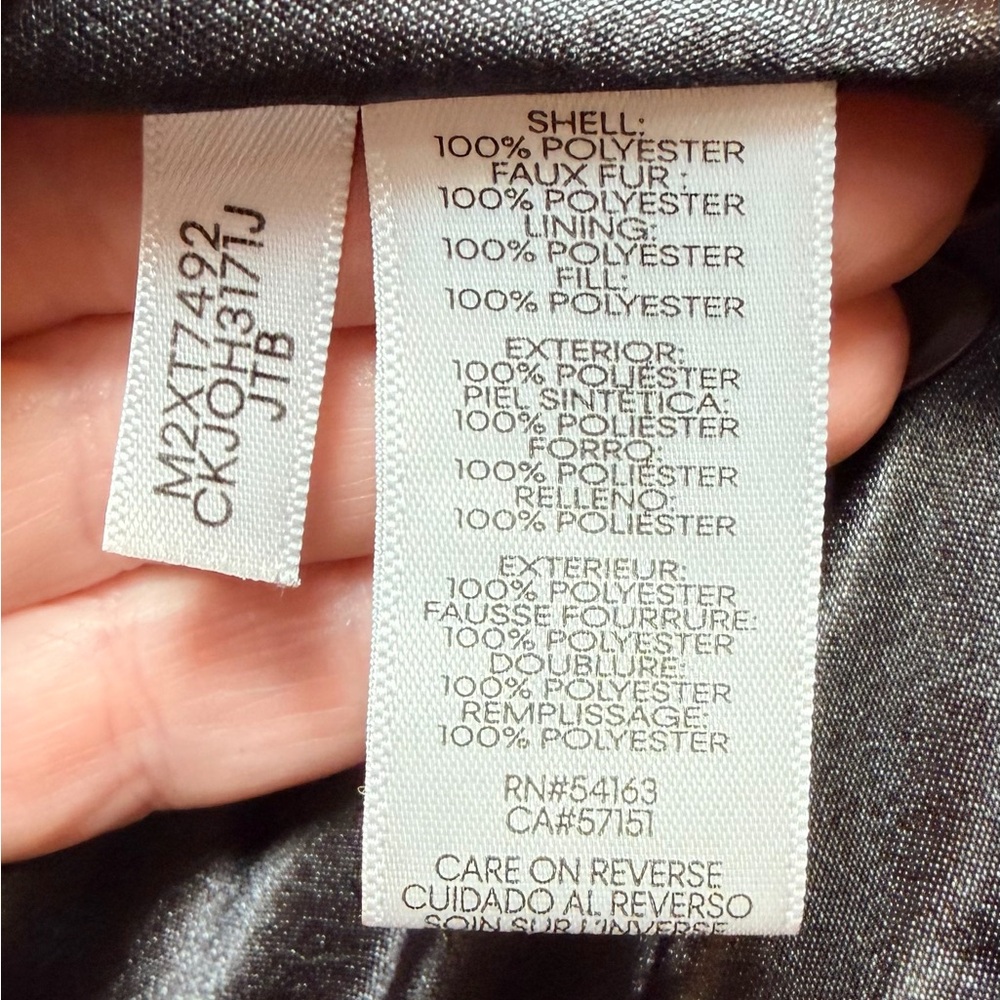 Calvin Klein Black Quilted Vest with Faux Fur Collar XL - Picture 4 of 4